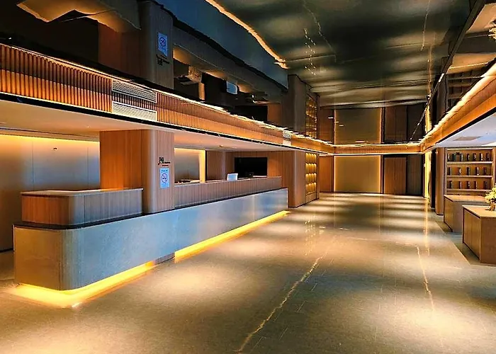 Oriental Hotel